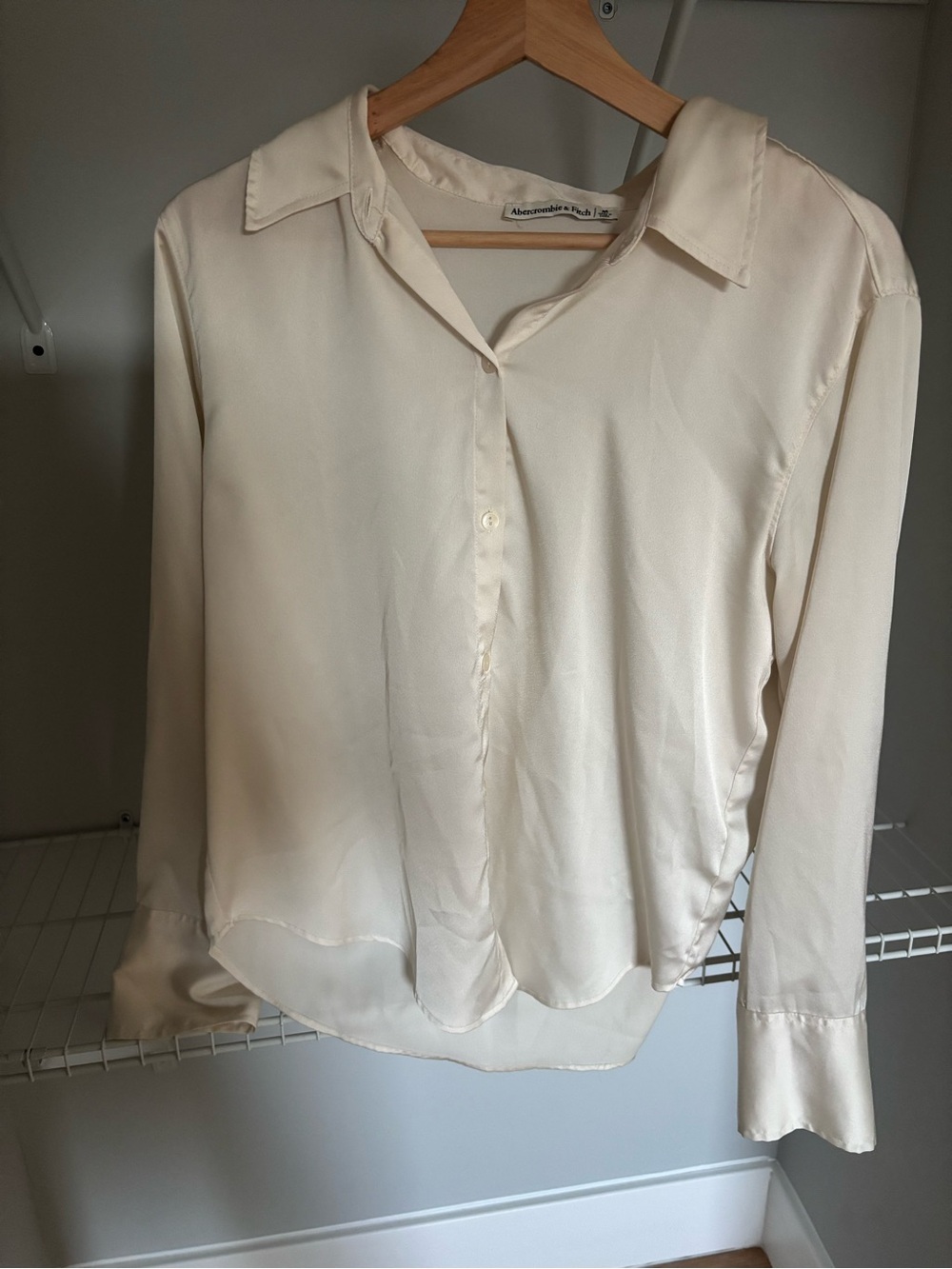 Abercrombie & Fitch Pale Cream Button-Front Shirt